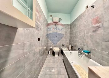 Bagno - Independent house Frazione Villa Pozzo
 
64, Cingoli - photo 32