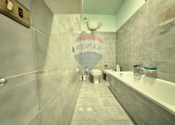 Bagno - Independent house Frazione Villa Pozzo
 
64, Cingoli - photo 33