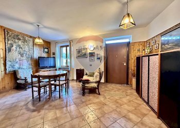 Sala da pranzo - Independent house Frazione Villa Pozzo
 
64, Cingoli - photo 36