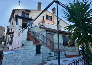 Casa all\'aperto - Independent house Frazione Villa Pozzo
 
64, Cingoli - photo 53