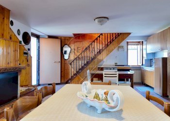 Sala da pranzo - Independent house Frazione Villa Pozzo
 
64, Cingoli - photo 56