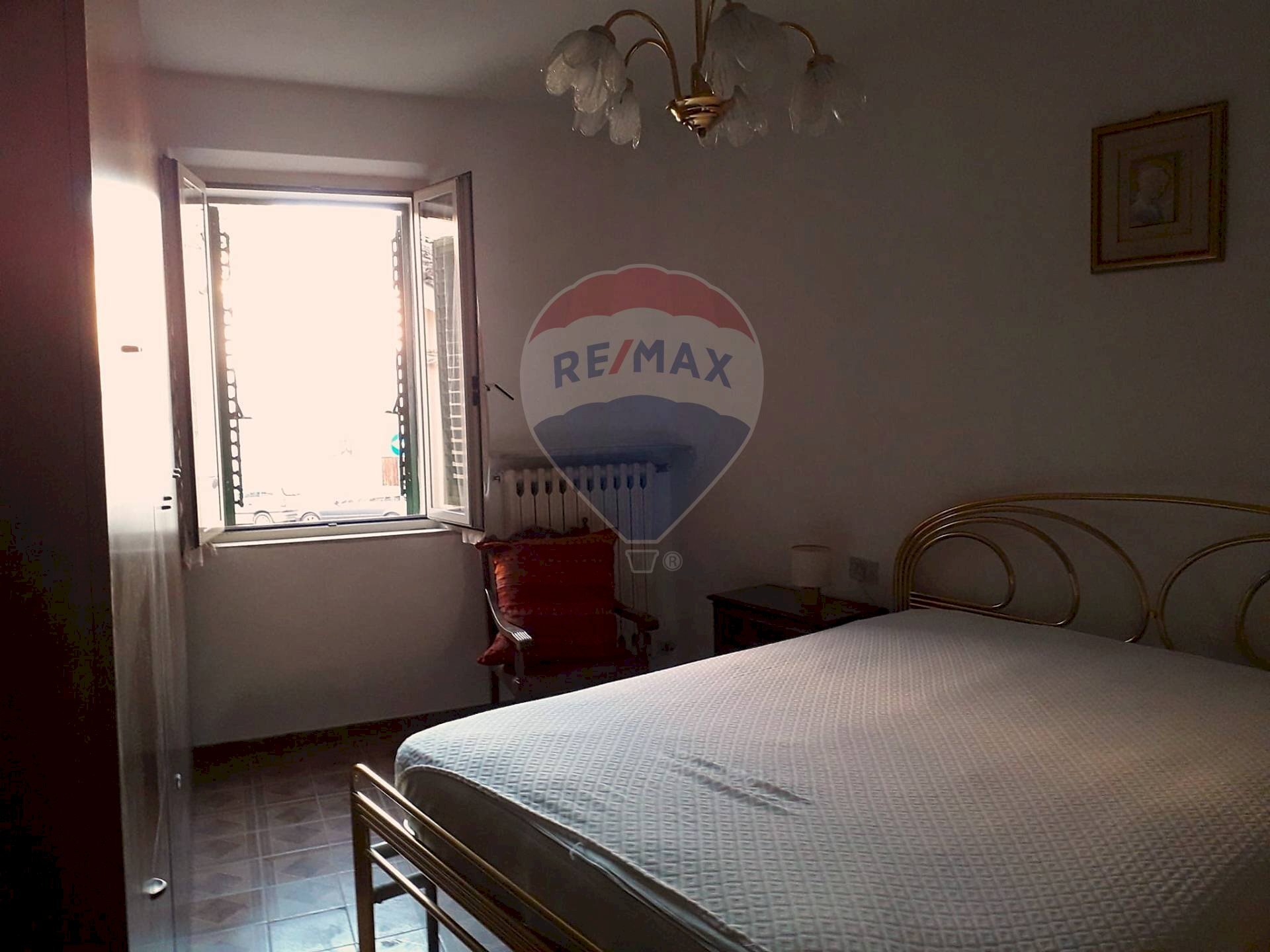 Camera / camera da letto - Trilocale Vicolo Castrica
 
26, Fabriano - foto 3