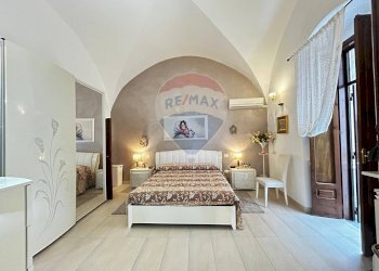 Camera / camera da letto - Trilocale Via Mafrolla
 
23, Vieste - foto 12