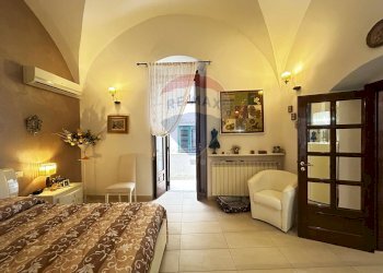 Camera / camera da letto - Trilocale Via Mafrolla
 
23, Vieste - foto 14