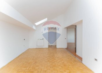 Stanza vuota - Bilocale Via Ispra
 
6, Busto Arsizio - foto 15