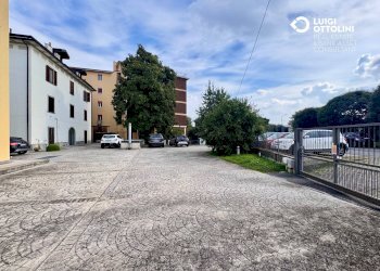 Foto 20 - Negozio via Sant'Andrea
 
3, Dalmine - foto 20