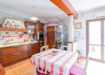 Sala da pranzo - Appartamento Via Paolo Borsellino
 
4/B, Santa Flavia - foto 21