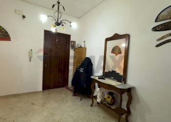 Hall / corridoio - Trilocale Jato
 
5, Palermo - foto 11