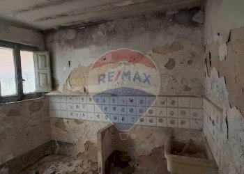 Stanza vuota - Independent house via Bari
 
5, Vittoria - photo 6