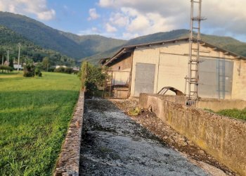 Foto 12 - Capannone via campagnola
 
18, Attimis - foto 12