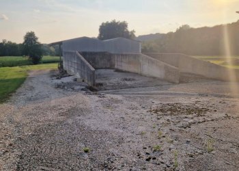 Foto 14 - Capannone via campagnola
 
18, Attimis - foto 14