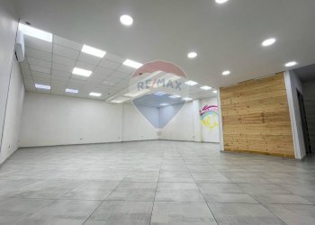 Stanza vuota - Locale Commerciale Napoli - foto 3