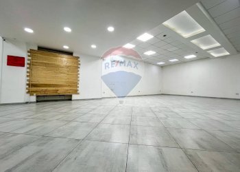 Stanza vuota - Locale Commerciale Napoli - foto 4