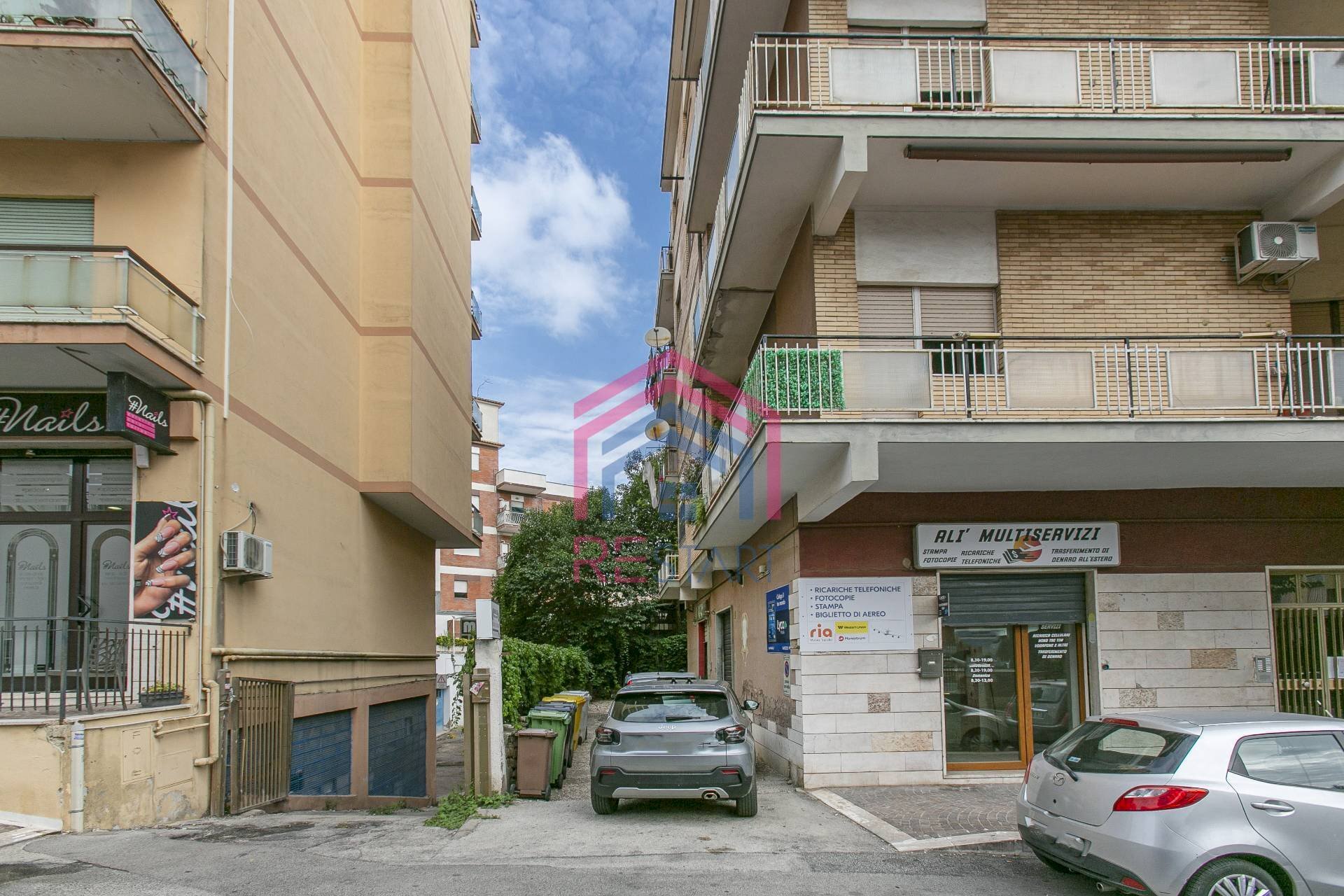 Foto 2 - Negozio Via Metastasio
 
9, Pomezia - foto 2