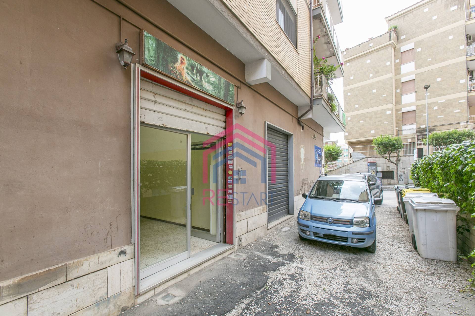 Foto 3 - Negozio Via Metastasio
 
9, Pomezia - foto 3