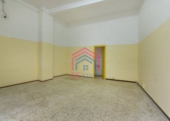 Foto 5 - Negozio Via Metastasio
 
9, Pomezia - foto 5