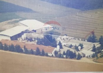 Vista delle montagne - Terreno agricolo Via Tripoli
 
3, Agrate Conturbia - foto 1