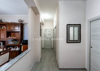 Foto 3 - Trilocale Via Santa Maria La Stella
 
47, Aci Sant'Antonio - foto 3