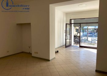 Foto 11 - Negozio Via Monsignor Virgilio, Tortolì - foto 11