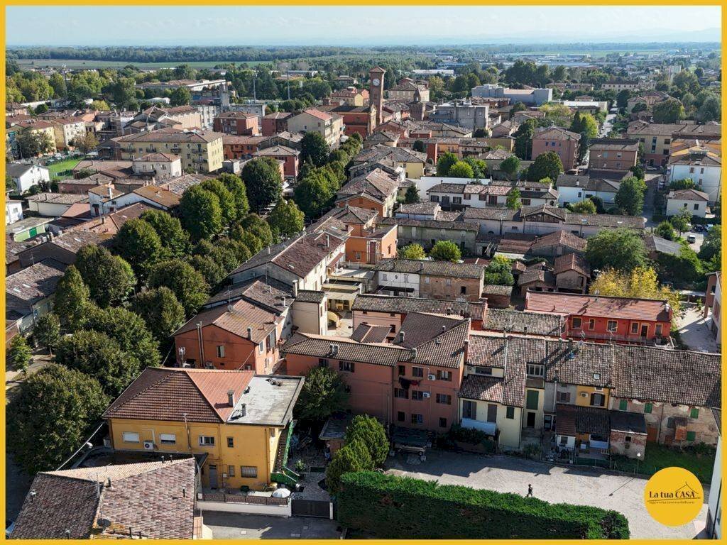 Foto 3 - Three-room apartment corso giuseppe mazzini
 
313, Molinella - photo 3