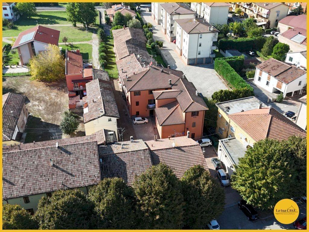 Foto 1 - Three-room apartment corso giuseppe mazzini
 
313, Molinella - photo 1