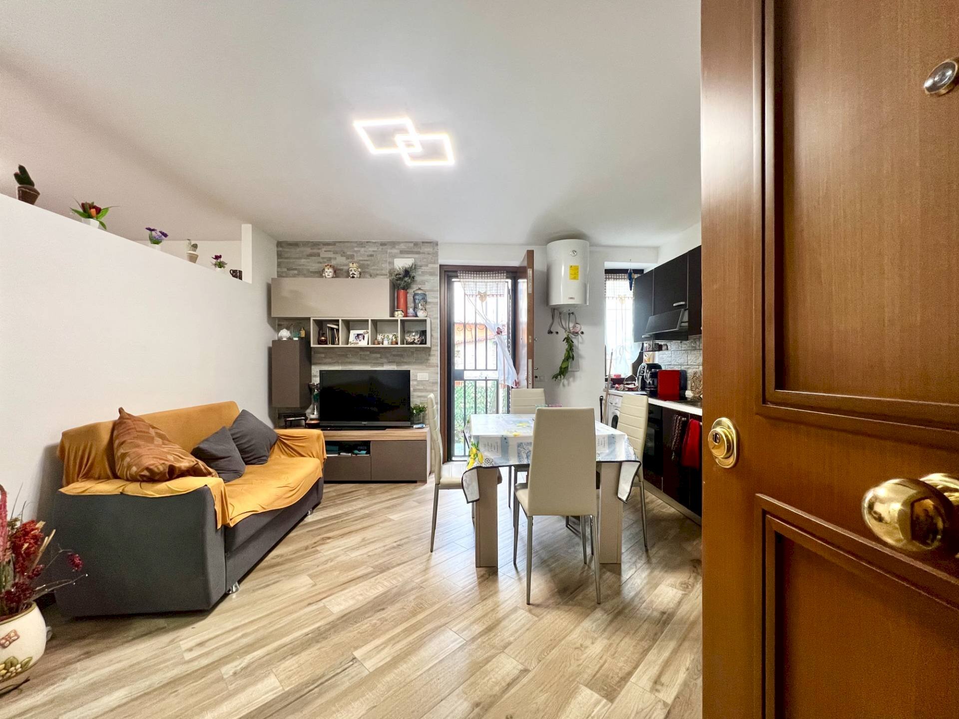 Foto 1 - Three-room apartment Vicolo I Appalto
 
6, Palermo - photo 1