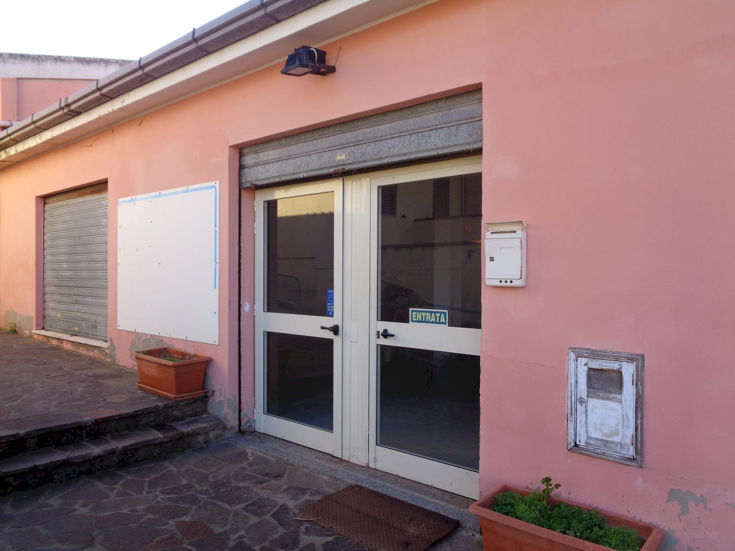 Foto 1 - Commercial Premises Pietro Nenni, Tratalias - photo 1