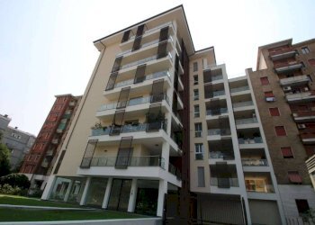 Facciata - Box via Sulmona, Milano - foto 3