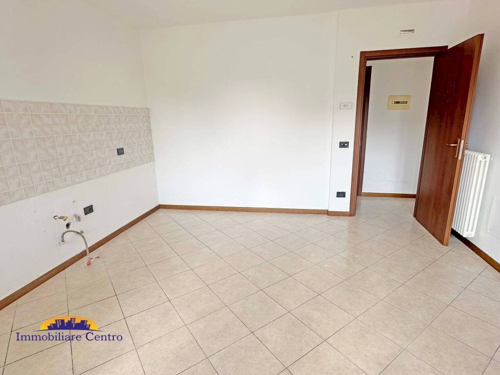 Angolo cottura - Bilocale piazza 4 Novembre, 12, Povegliano Veronese - foto 3