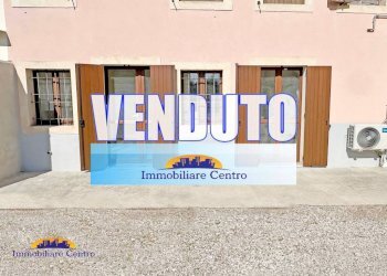 Facciata - Bilocale piazza 4 Novembre, 12, Povegliano Veronese - foto 1