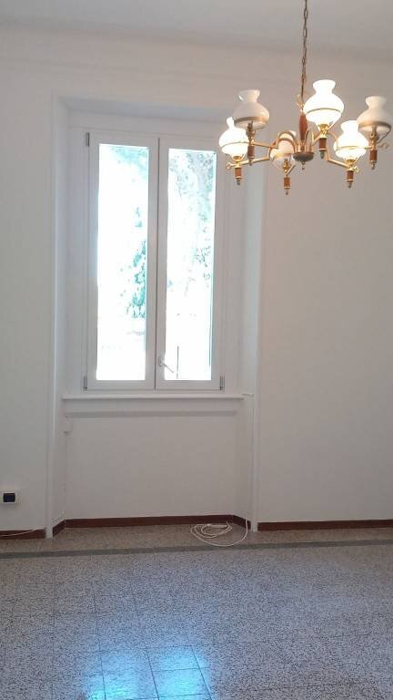 Stanza non arredata - Trilocale Varese - foto 2