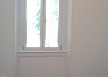 Stanza non arredata - Trilocale Varese - foto 2