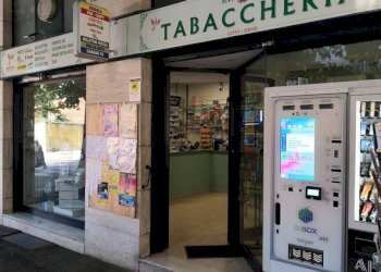 Interno non residenziale - Bar - Tabacchi - Ricevitoria Pinerolo - foto 3