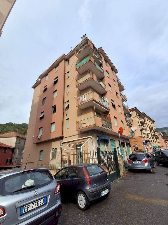 Facciata - Shop via Geirato, 14r, Genova - photo 1