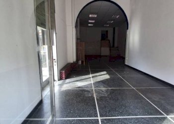 Interno non residenziale - Shop via Geirato, 14r, Genova - photo 39