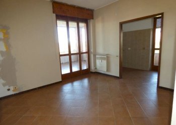 Cucina - Quadrilocale via Belvedere, Grinzane Cavour - foto 7