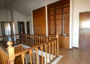 Interno palazzo - Quadrilocale via Belvedere, Grinzane Cavour - foto 15