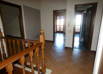 Disimpegno - Quadrilocale via Belvedere, Grinzane Cavour - foto 17