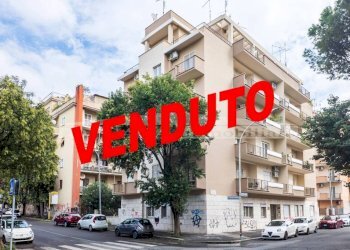 Facciata - Appartamento via Giulio Aristide Sartorio, 9, Roma - foto 1