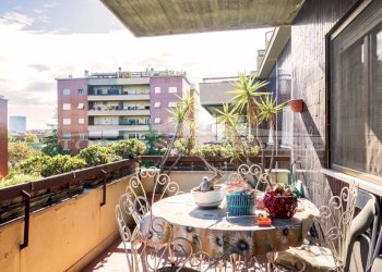 Balcone - Quadrilocale viale Camillo Sabatini, 150, Roma - foto 5