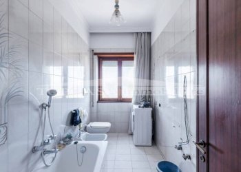 Bagno - Quadrilocale viale Camillo Sabatini, 150, Roma - foto 27