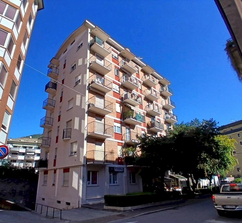 Facciata - Trilocale via Trieste, 57, Sondrio - foto 1