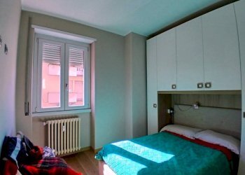 Camera da letto - Trilocale via Trieste, 57, Sondrio - foto 17