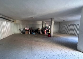 Magazzino - Box via Spanzotti, Carmagnola - foto 3