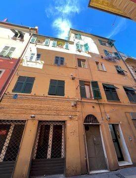 Facciata - Trilocale via Alfredo d'Andrade, 31, Genova (zona Sestri Ponente) - foto 2