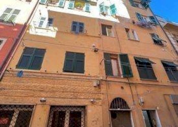 Facciata - Trilocale via Alfredo d'Andrade, 31, Genova (zona Sestri Ponente) - foto 2