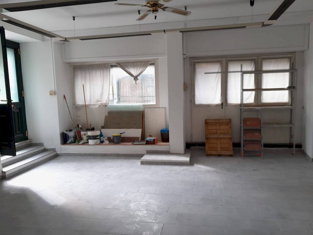 Interno non residenziale - Warehouse via Antica Romana di Quinto, Genova (neighborhood Quarto) - photo 2