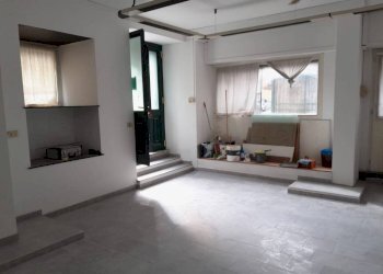 Interno non residenziale - Magazzino via Antica Romana di Quinto, Genova (zona Quarto) - foto 1