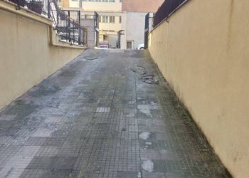 Cortile interno - Box corso Duca di Genova, 145, Roma (zona Lido di Ostia) - foto 11