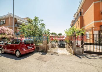 Independent house Roma - photo 1